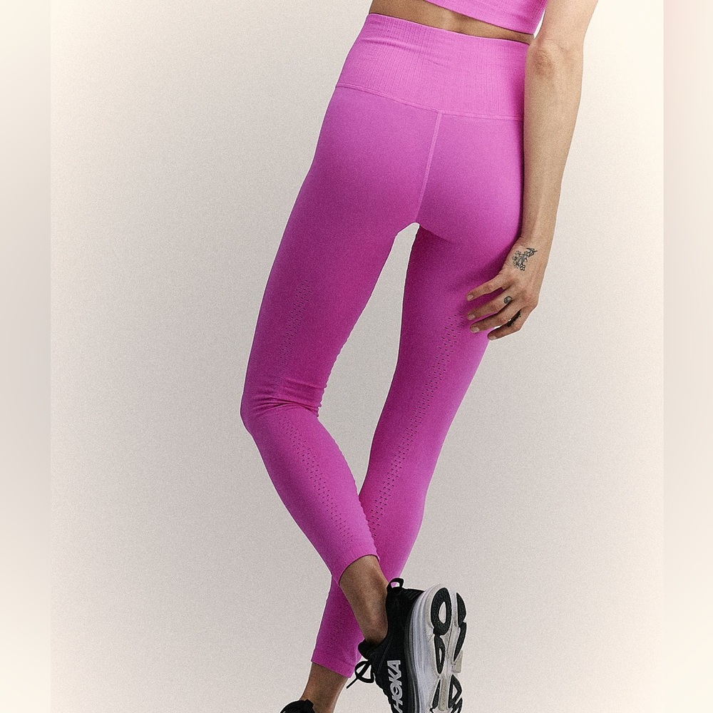 NWOT High-Rise 7/8 Length Good Karma Leggings - Picture 4 of 9